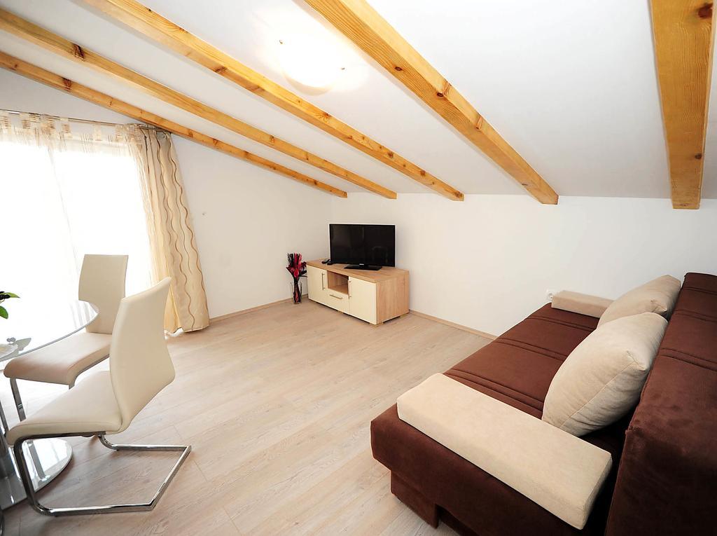 Klelija Apartment *