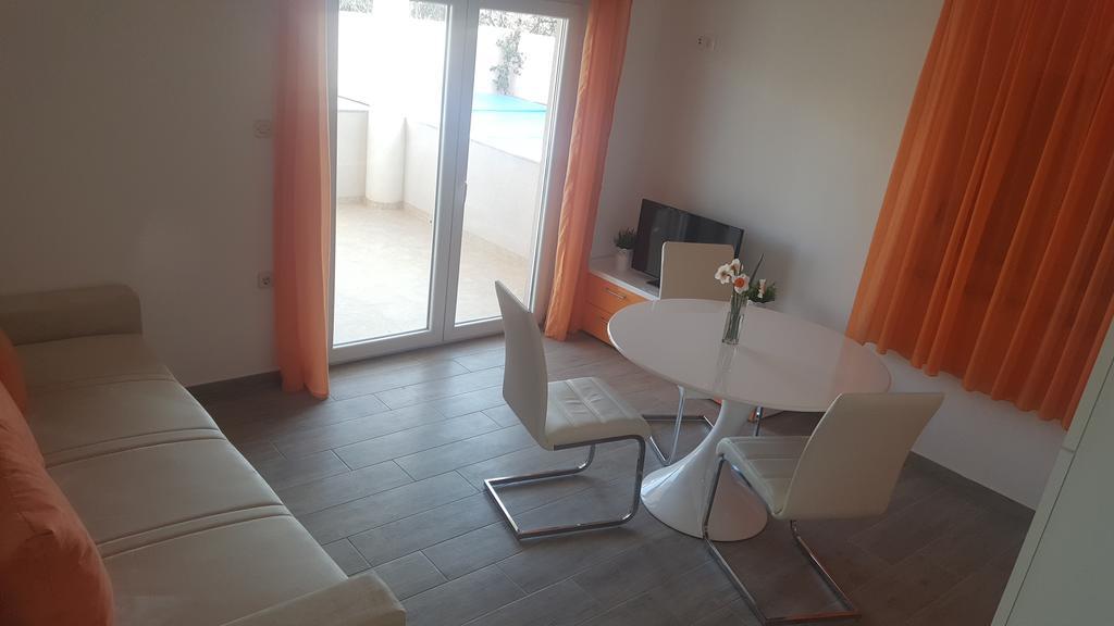 Apartment Klelija *