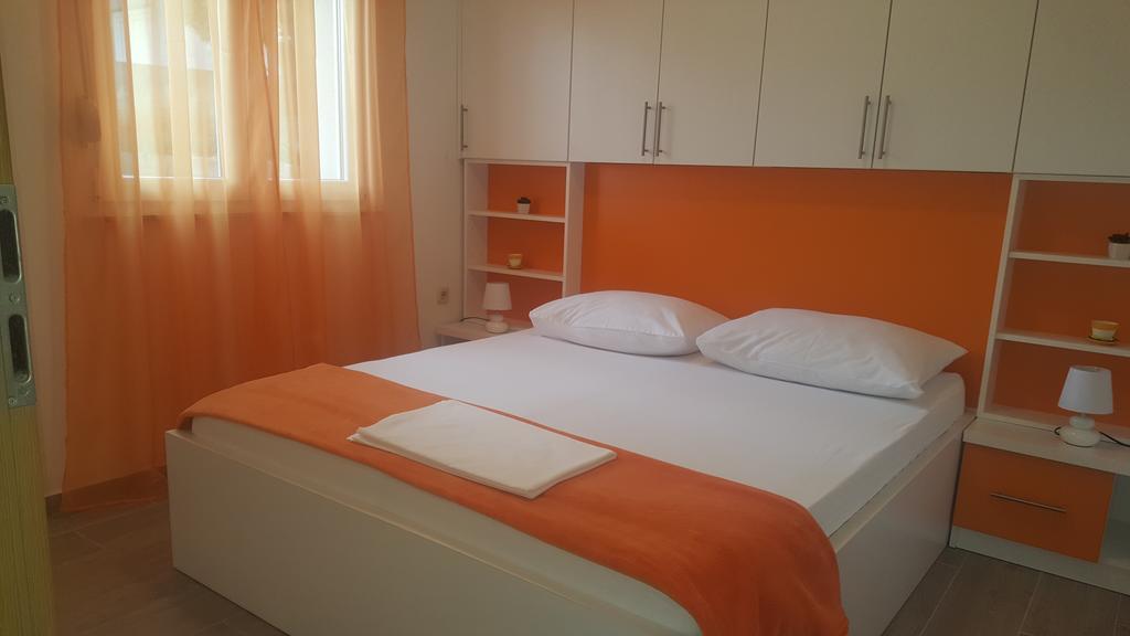 Apartment Klelija *